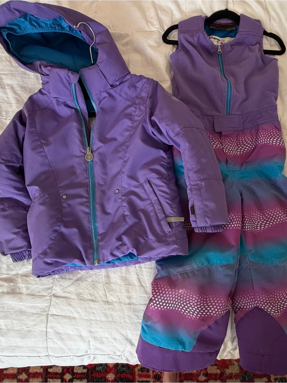 Spyders Girls' Purple Winter Jacket and Bib Snow Pants Set, size 4/5